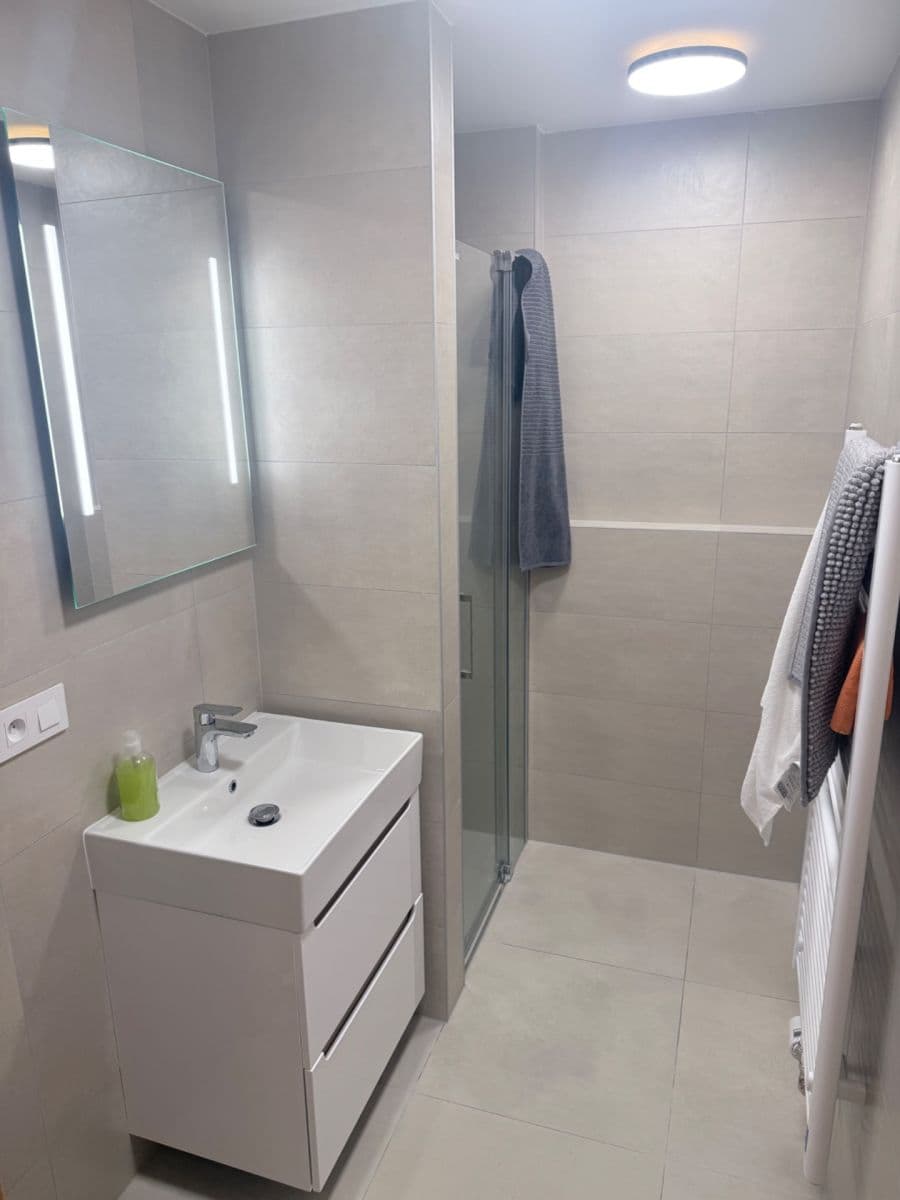 Prenájom bytu 2-izbový 55 m², Jižní, Brno, Jihomoravský kraj Prenájom bytu 2-izbový 55 m², Jižní, Brno, Jihomoravský kraj