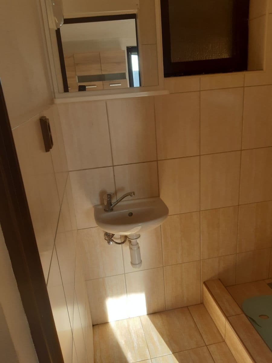 Predaj domu 42 m², pozemek 628 m², Na Hvězdárně, Husinec, Středočeský kraj Predaj domu 42 m², pozemek 628 m², Na Hvězdárně, Husinec, Středočeský kraj