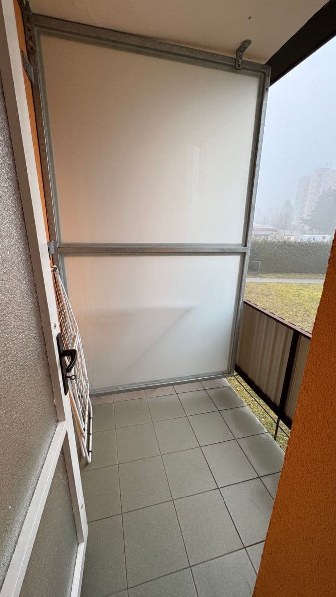 Prenájom bytu 3-izbový 70 m², Svépomoc, Sezimovo Ústí, Jihočeský kraj Prenájom bytu 3-izbový 70 m², Svépomoc, Sezimovo Ústí, Jihočeský kraj