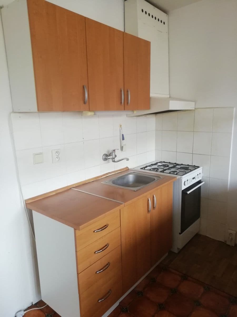 Prenájom bytu 2-izbový 62 m², Famfulíkova, Praha, Praha Prenájom bytu 2-izbový 62 m², Famfulíkova, Praha, Praha