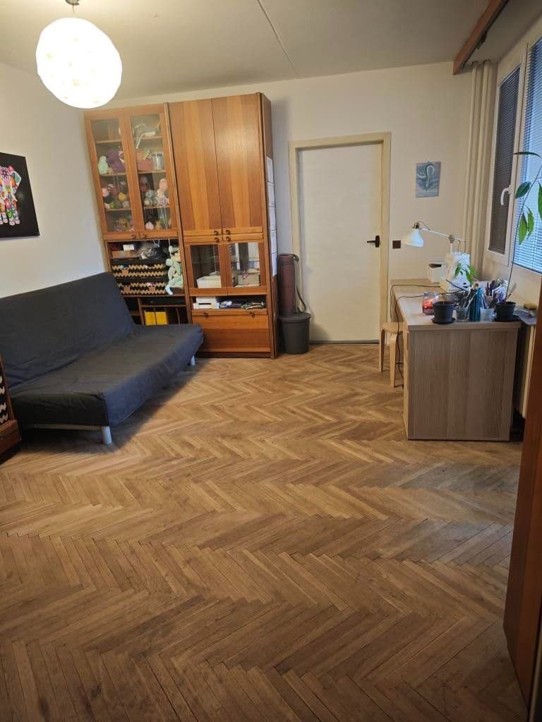 Prenájom bytu 3-izbový 75 m², Běloruská, Brno, Jihomoravský kraj Prenájom bytu 3-izbový 75 m², Běloruská, Brno, Jihomoravský kraj