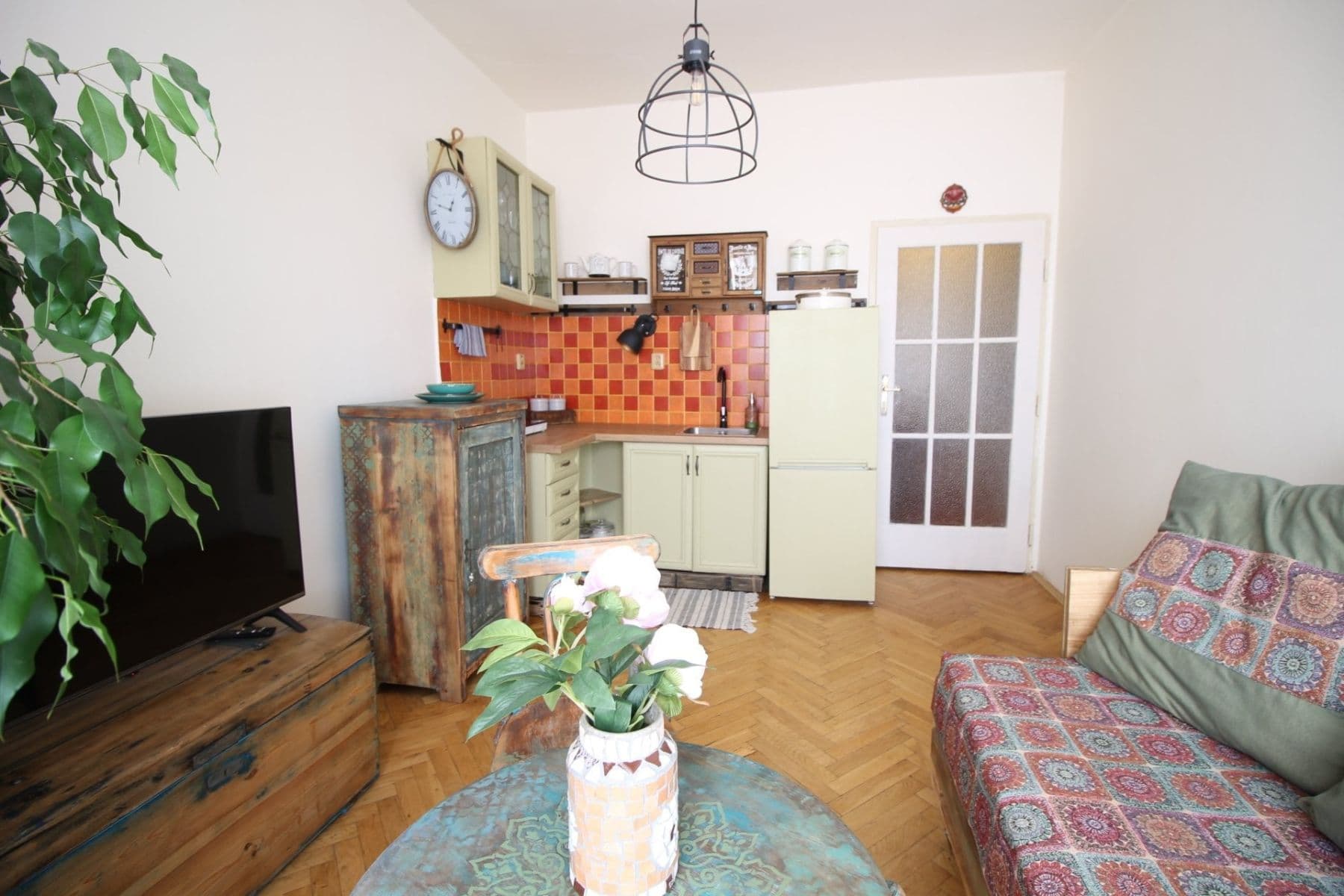 Prenájom bytu 2-izbový 36 m², Nádražní, Praha, Praha Prenájom bytu 2-izbový 36 m², Nádražní, Praha, Praha