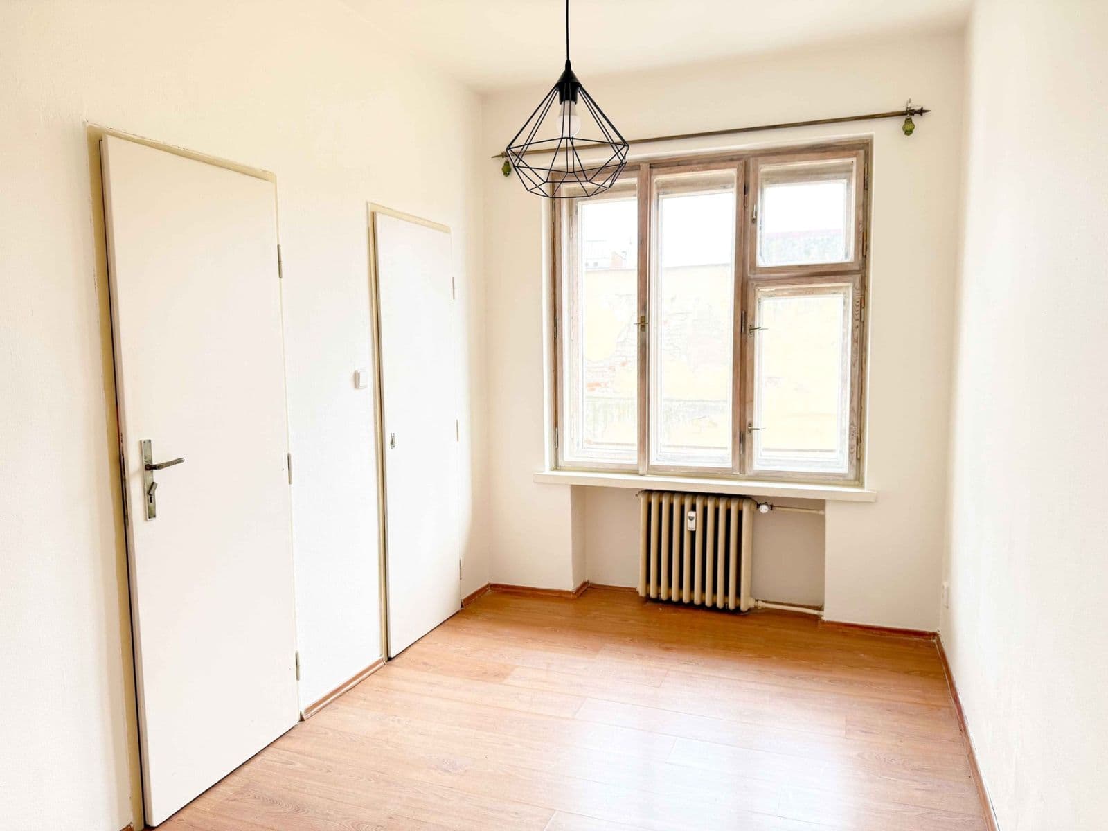 Prenájom bytu 2-izbový 36 m², Nádražní, Praha, Praha Prenájom bytu 2-izbový 36 m², Nádražní, Praha, Praha