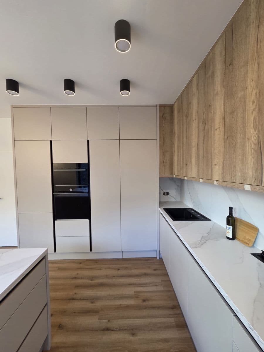 Prenájom bytu 2-izbový 63 m², Koněvova, Mladá Boleslav, Středočeský kraj Prenájom bytu 2-izbový 63 m², Koněvova, Mladá Boleslav, Středočeský kraj