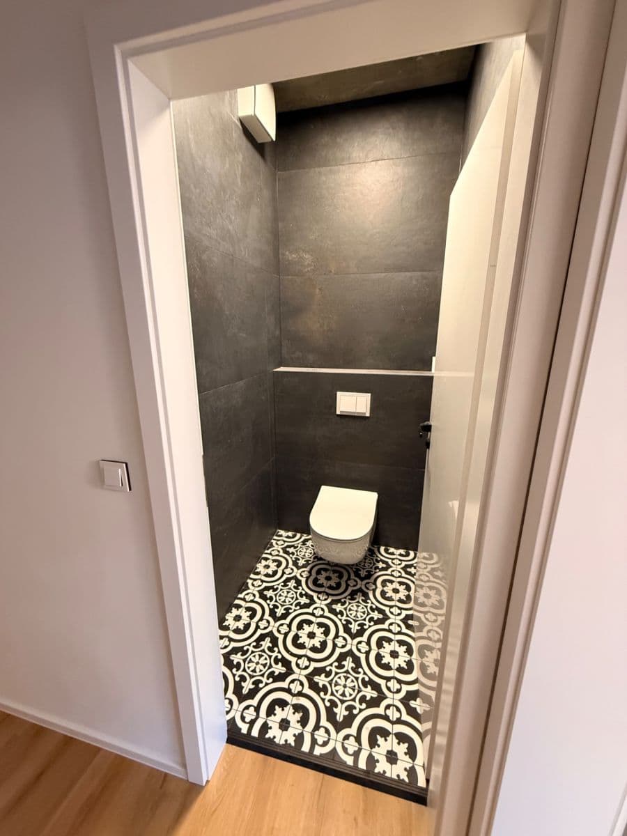 Prenájom bytu 2-izbový 63 m², Koněvova, Mladá Boleslav, Středočeský kraj Prenájom bytu 2-izbový 63 m², Koněvova, Mladá Boleslav, Středočeský kraj