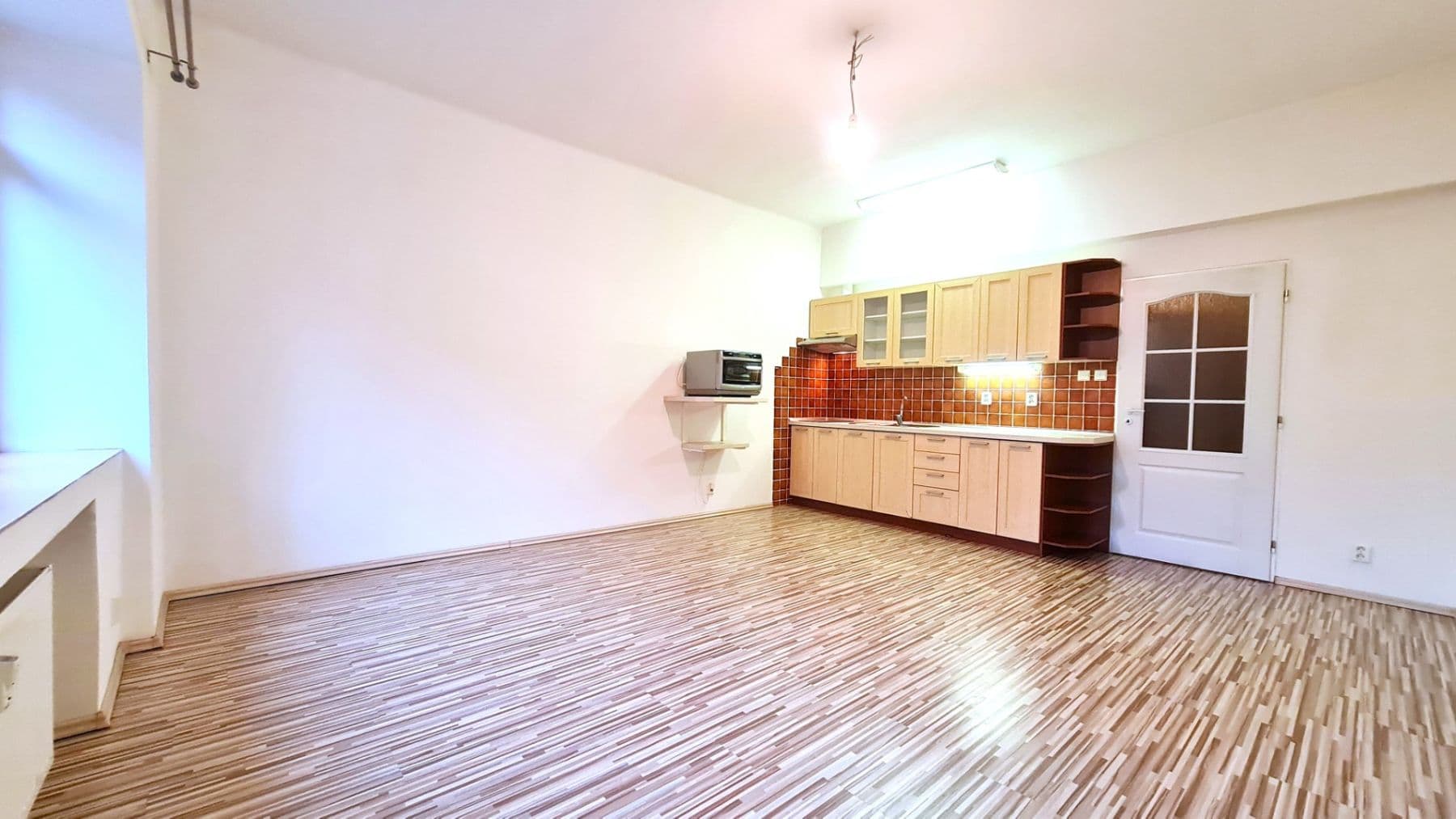 Prenájom bytu 1-izbový 34 m², Jeremenkova, Praha, Praha Prenájom bytu 1-izbový 34 m², Jeremenkova, Praha, Praha