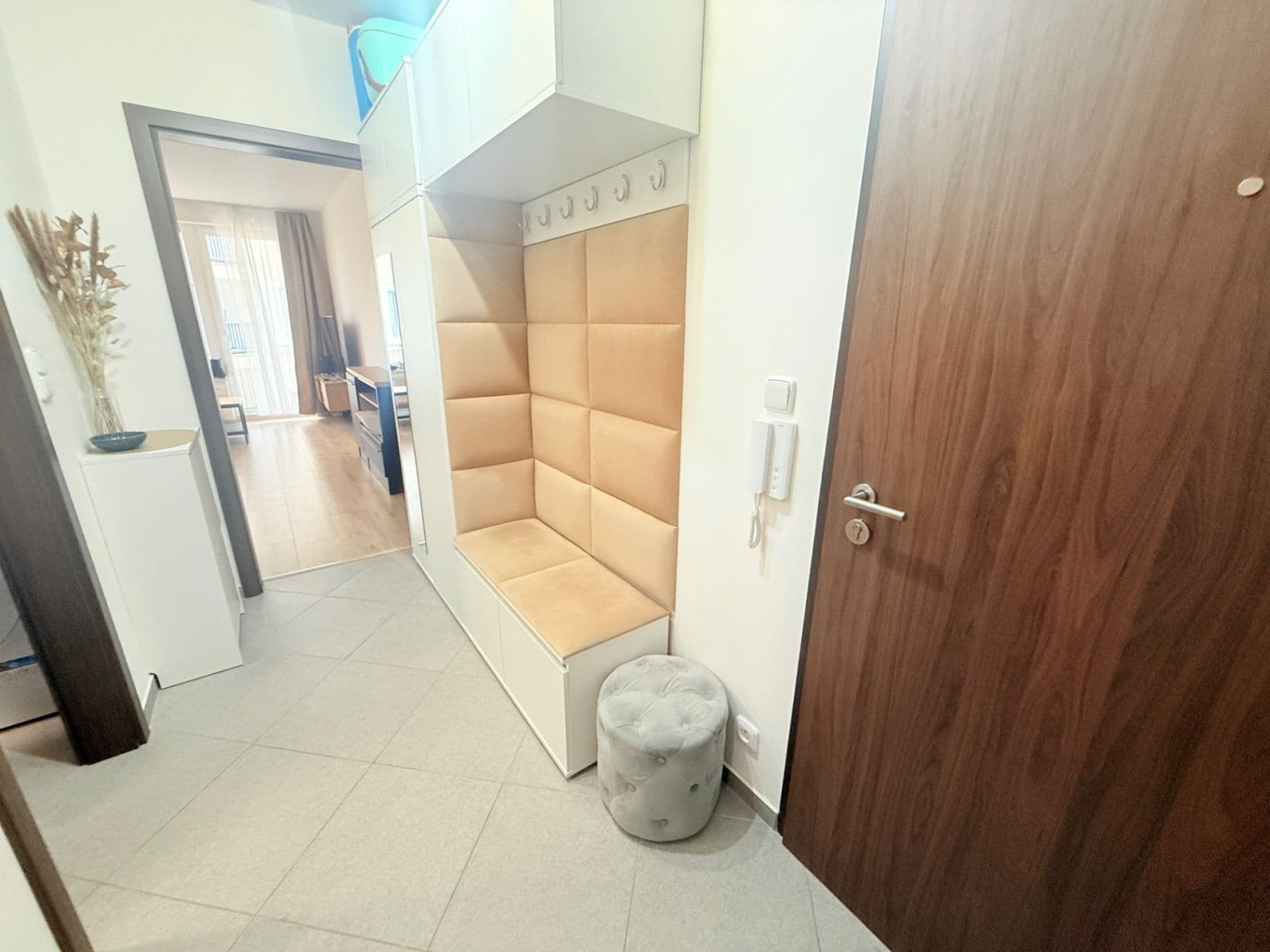 Predaj bytu 2-izbový 58 m², Huppnerova, Praha, Praha Predaj bytu 2-izbový 58 m², Huppnerova, Praha, Praha