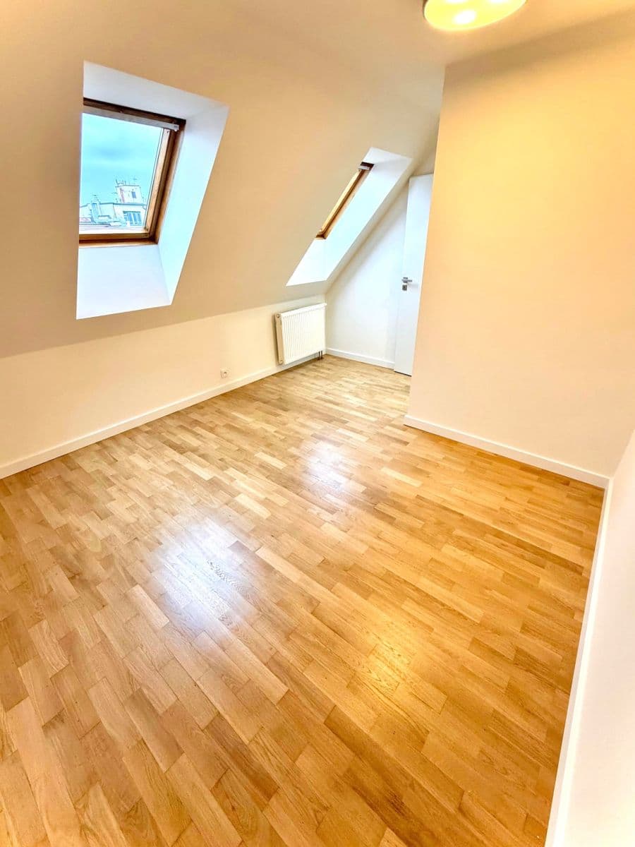 Predaj bytu 3-izbový 84 m², Lublaňská, Praha, Praha Predaj bytu 3-izbový 84 m², Lublaňská, Praha, Praha
