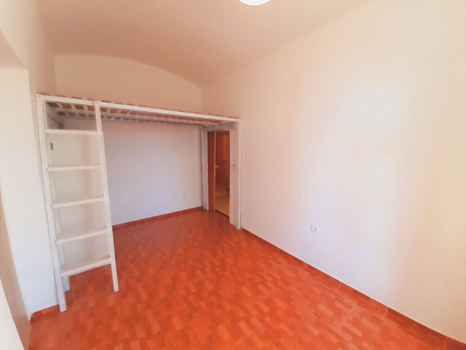 Prenájom bytu 1-izbový 32 m², Budějovická, Tábor, Jihočeský kraj Prenájom bytu 1-izbový 32 m², Budějovická, Tábor, Jihočeský kraj