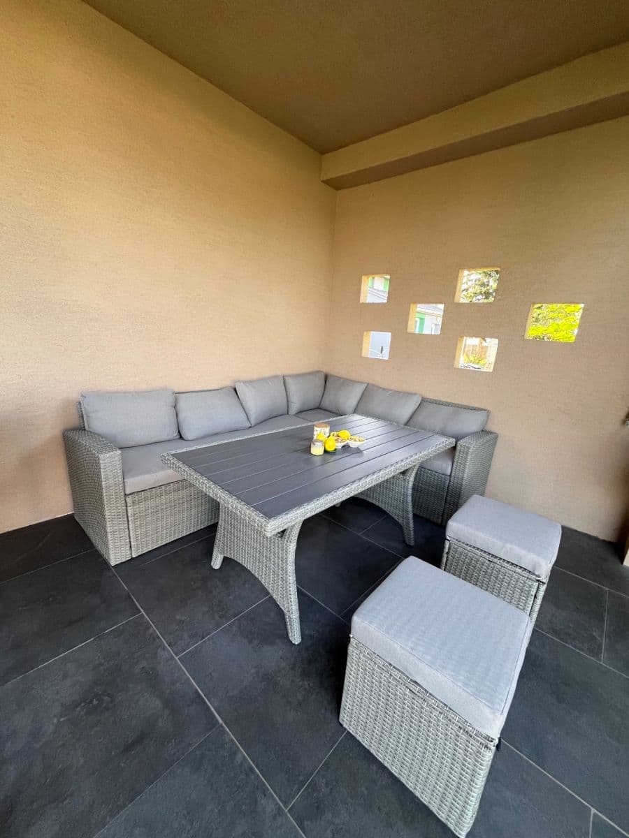 Predaj domu 229 m², pozemek 910 m², Komárovce, Košický kraj Predaj domu 229 m², pozemek 910 m², Komárovce, Košický kraj