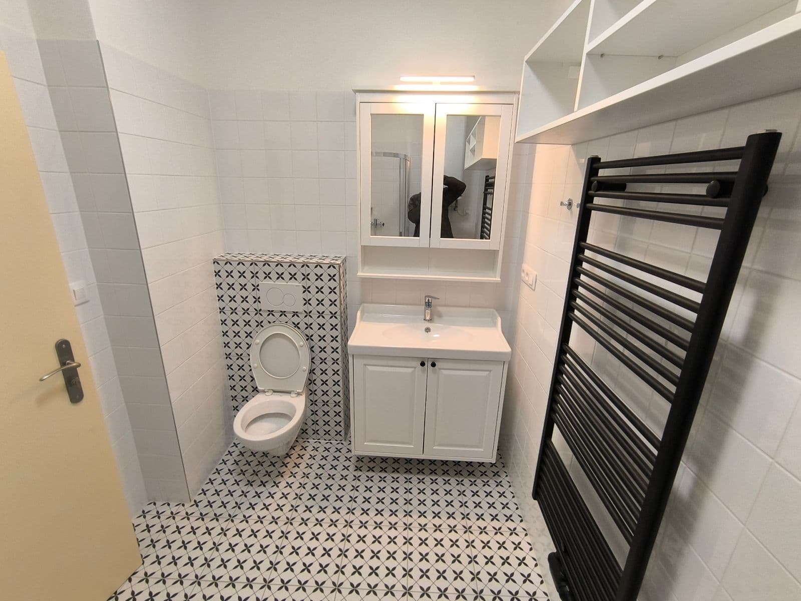 Prenájom bytu 2-izbový 60 m², K. Weise, České Budějovice, Jihočeský kraj Prenájom bytu 2-izbový 60 m², K. Weise, České Budějovice, Jihočeský kraj