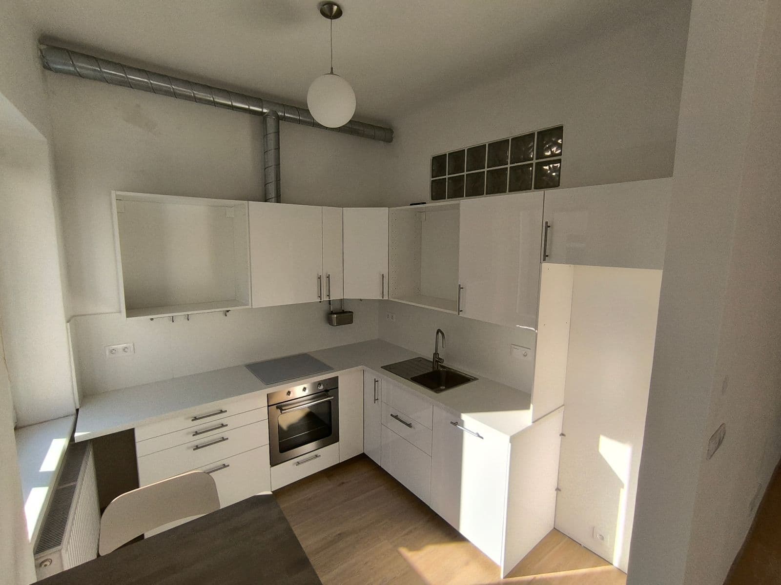 Prenájom bytu 2-izbový 60 m², K. Weise, České Budějovice, Jihočeský kraj Prenájom bytu 2-izbový 60 m², K. Weise, České Budějovice, Jihočeský kraj