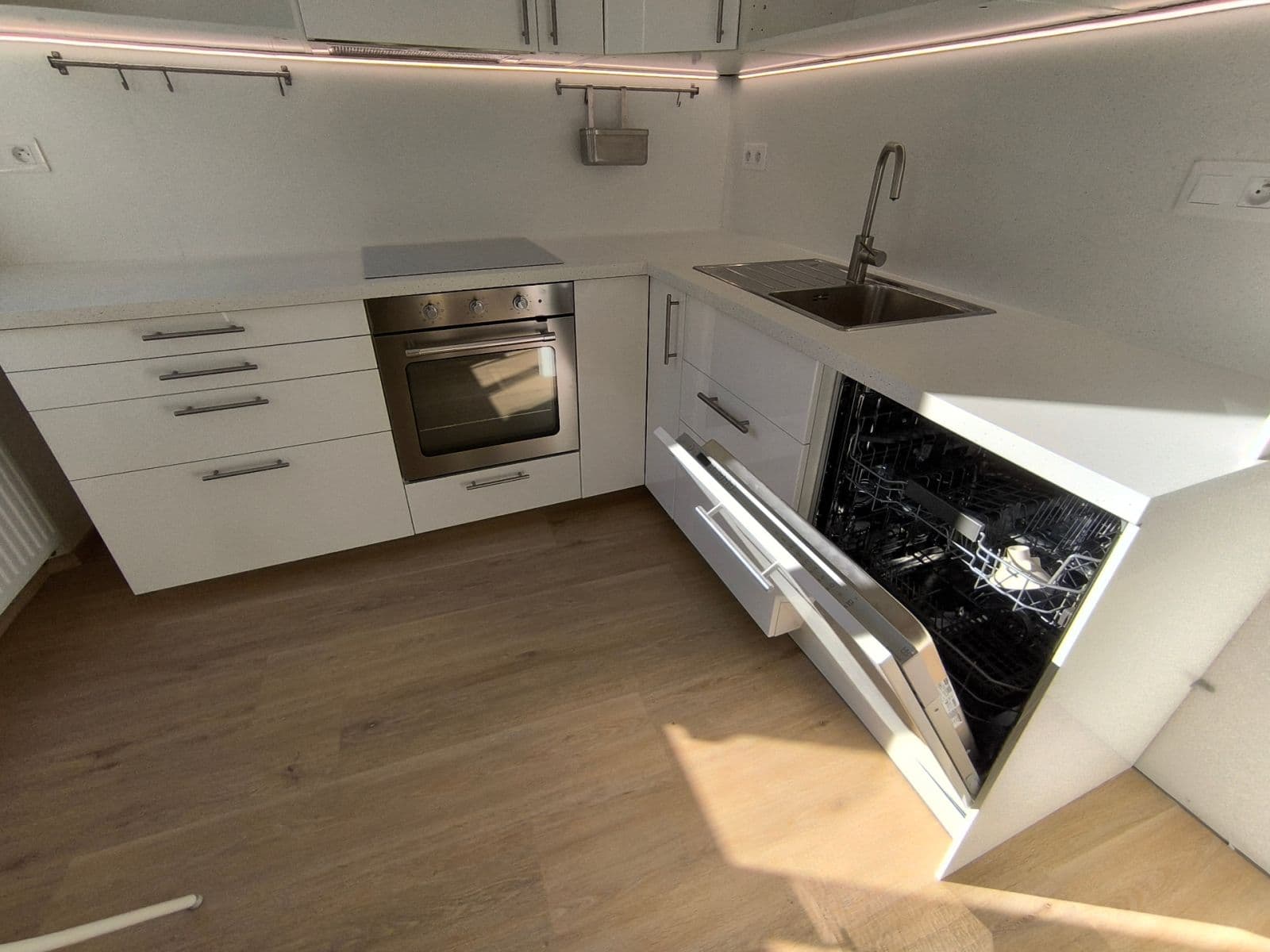 Prenájom bytu 2-izbový 60 m², K. Weise, České Budějovice, Jihočeský kraj Prenájom bytu 2-izbový 60 m², K. Weise, České Budějovice, Jihočeský kraj