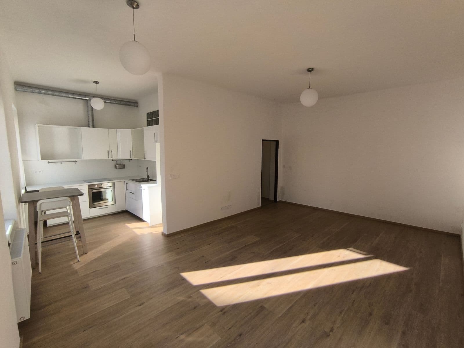 Prenájom bytu 2-izbový 60 m², K. Weise, České Budějovice, Jihočeský kraj Prenájom bytu 2-izbový 60 m², K. Weise, České Budějovice, Jihočeský kraj