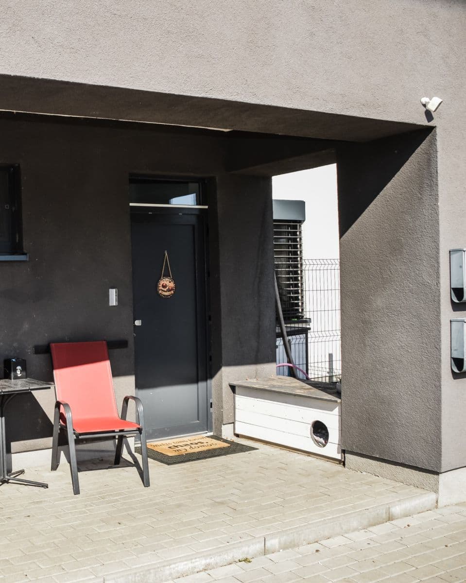 Predaj domu 109 m², pozemek 306 m², Sládkovičova, Miloslavov, Bratislavský kraj Predaj domu 109 m², pozemek 306 m², Sládkovičova, Miloslavov, Bratislavský kraj