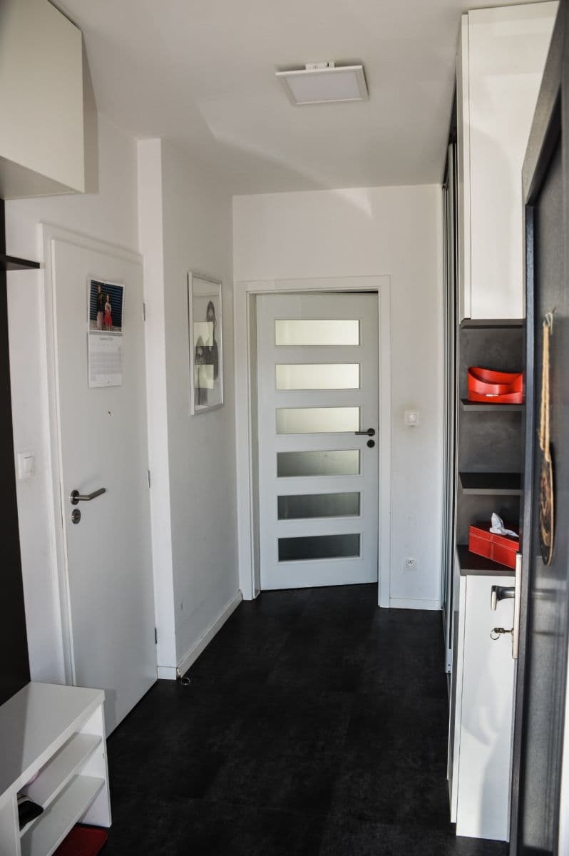 Predaj domu 109 m², pozemek 306 m², Sládkovičova, Miloslavov, Bratislavský kraj Predaj domu 109 m², pozemek 306 m², Sládkovičova, Miloslavov, Bratislavský kraj