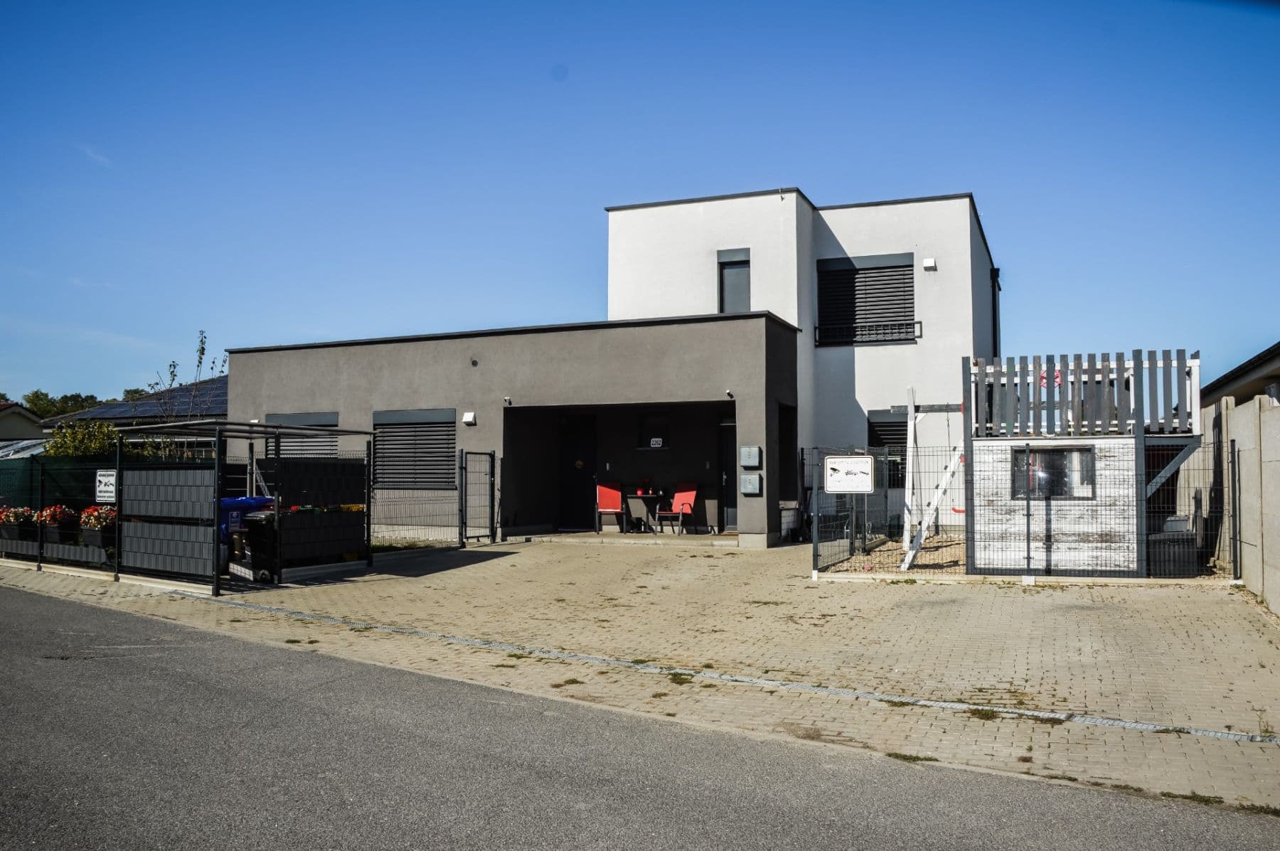 Predaj domu 109 m², pozemek 306 m², Sládkovičova, Miloslavov, Bratislavský kraj Predaj domu 109 m², pozemek 306 m², Sládkovičova, Miloslavov, Bratislavský kraj