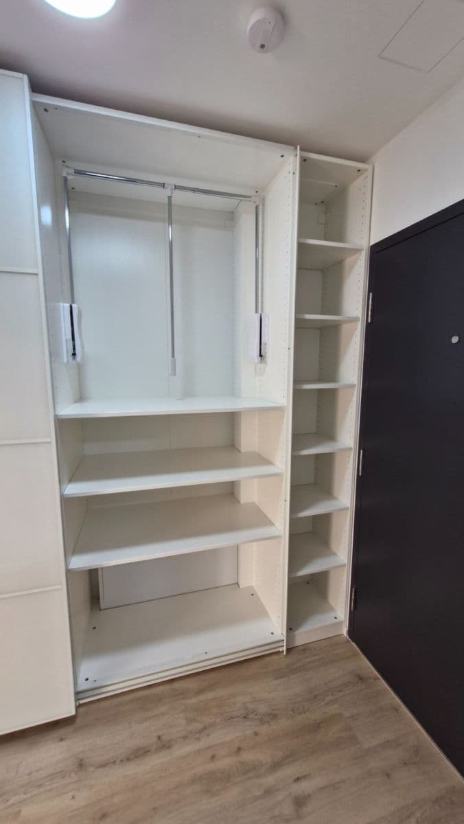 Prenájom bytu 1-izbový 30 m², Auerswaldova, Brno, Jihomoravský kraj Prenájom bytu 1-izbový 30 m², Auerswaldova, Brno, Jihomoravský kraj