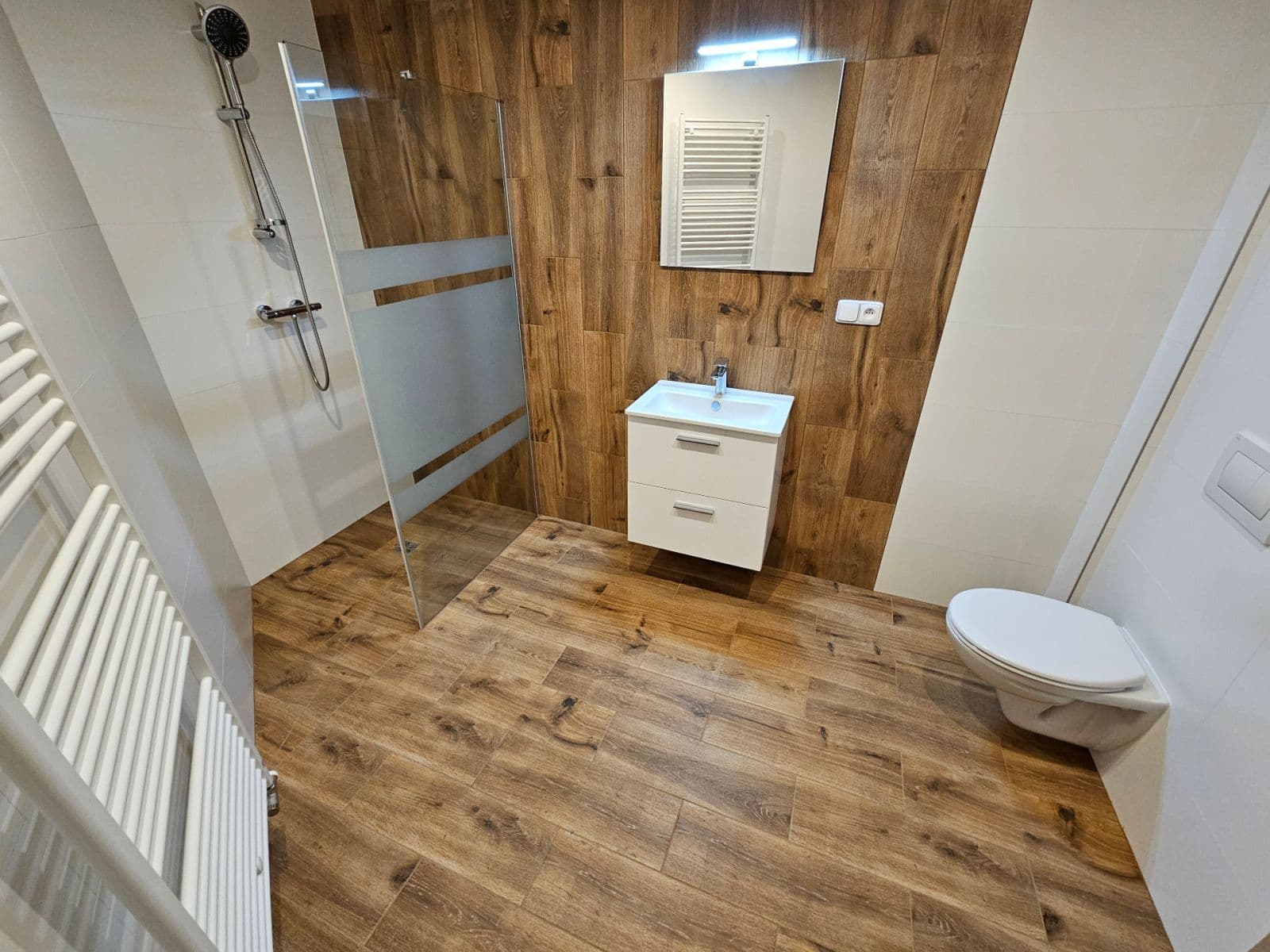 Prenájom bytu 1-izbový 38 m², Dalibora z Myšlína, Doksy, Liberecký kraj Prenájom bytu 1-izbový 38 m², Dalibora z Myšlína, Doksy, Liberecký kraj