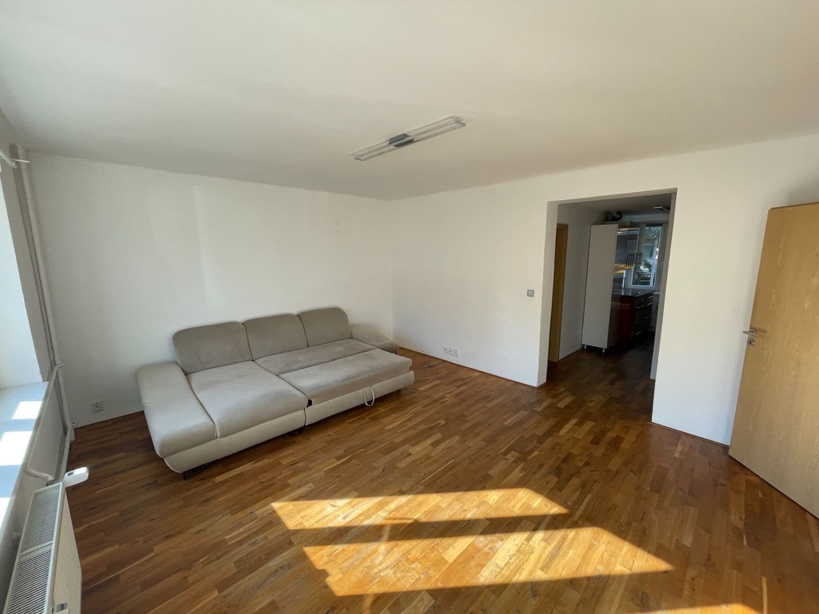 Prenájom bytu 3-izbový 60 m², Šrámkova, Říčany, Středočeský kraj Prenájom bytu 3-izbový 60 m², Šrámkova, Říčany, Středočeský kraj