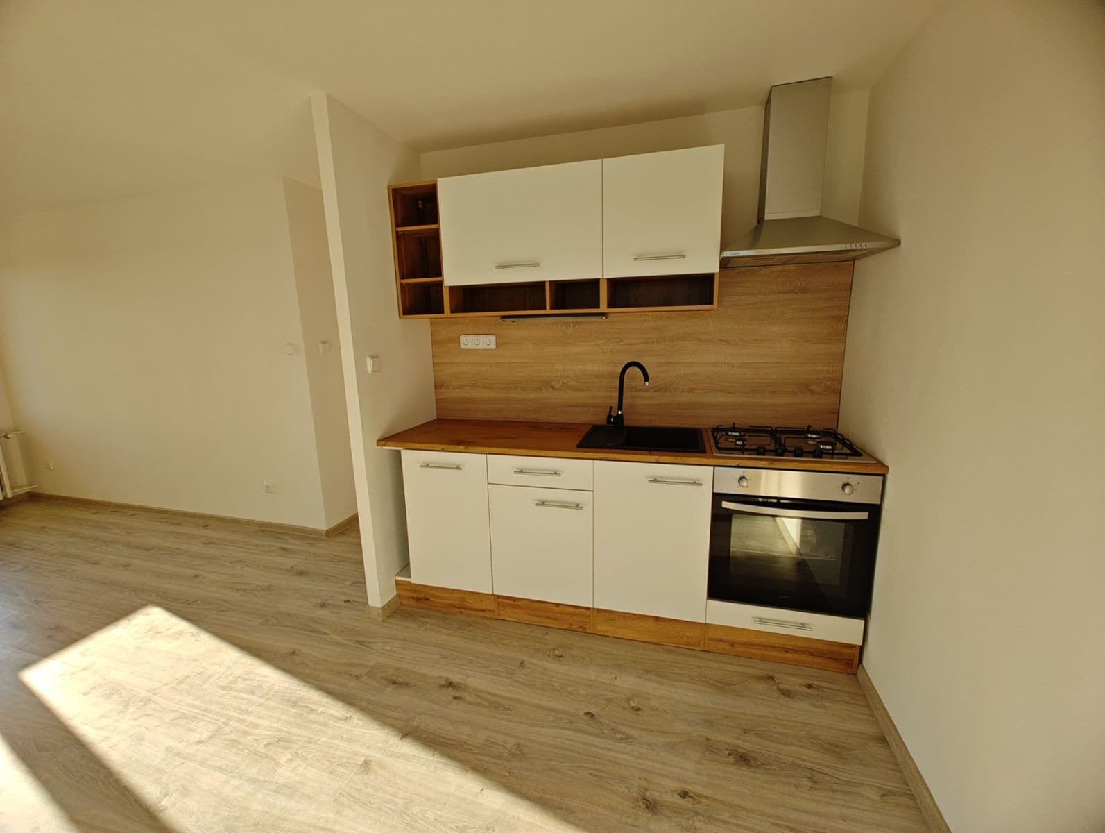 Prenájom bytu 2-izbový 45 m², Želivského, Havířov, Moravskoslezský kraj Prenájom bytu 2-izbový 45 m², Želivského, Havířov, Moravskoslezský kraj