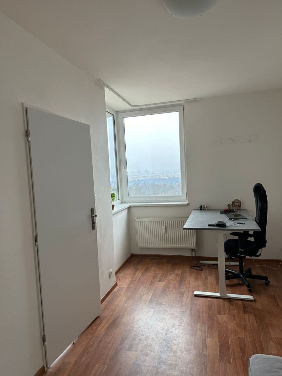 Prenájom bytu 2-izbový 50 m², Hnězdenská, Praha, Praha Prenájom bytu 2-izbový 50 m², Hnězdenská, Praha, Praha