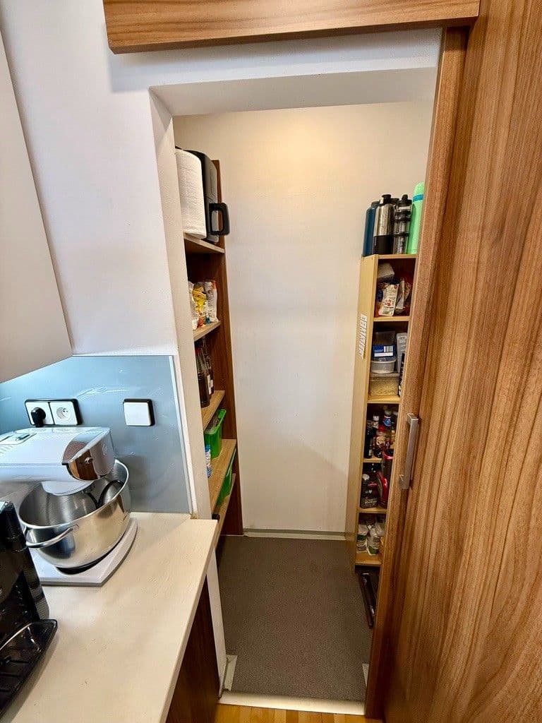 Predaj bytu 3-izbový 65 m², Dvorská, Liberec, Liberecký kraj Predaj bytu 3-izbový 65 m², Dvorská, Liberec, Liberecký kraj