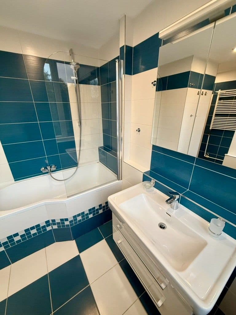 Predaj bytu 3-izbový 65 m², Dvorská, Liberec, Liberecký kraj Predaj bytu 3-izbový 65 m², Dvorská, Liberec, Liberecký kraj