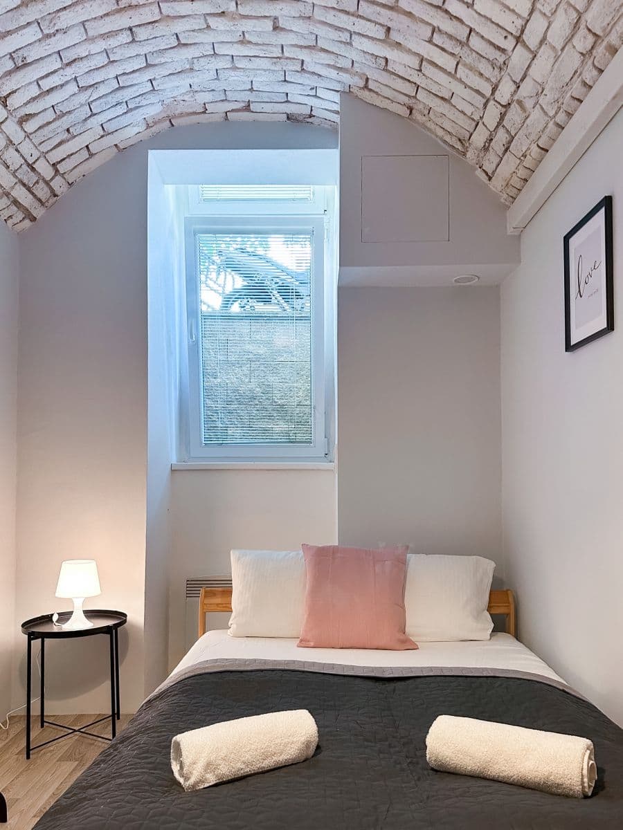 Prenájom bytu 1-izbový 20 m², Víta Nejedlého, Praha, Praha Prenájom bytu 1-izbový 20 m², Víta Nejedlého, Praha, Praha