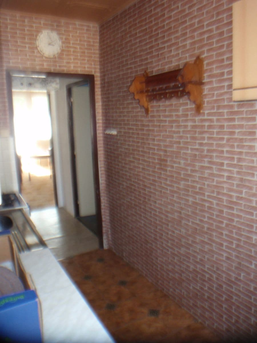 Prenájom bytu 3-izbový 60 m², Gagarinova, Hradec Králové, Královéhradecký kraj Prenájom bytu 3-izbový 60 m², Gagarinova, Hradec Králové, Královéhradecký kraj