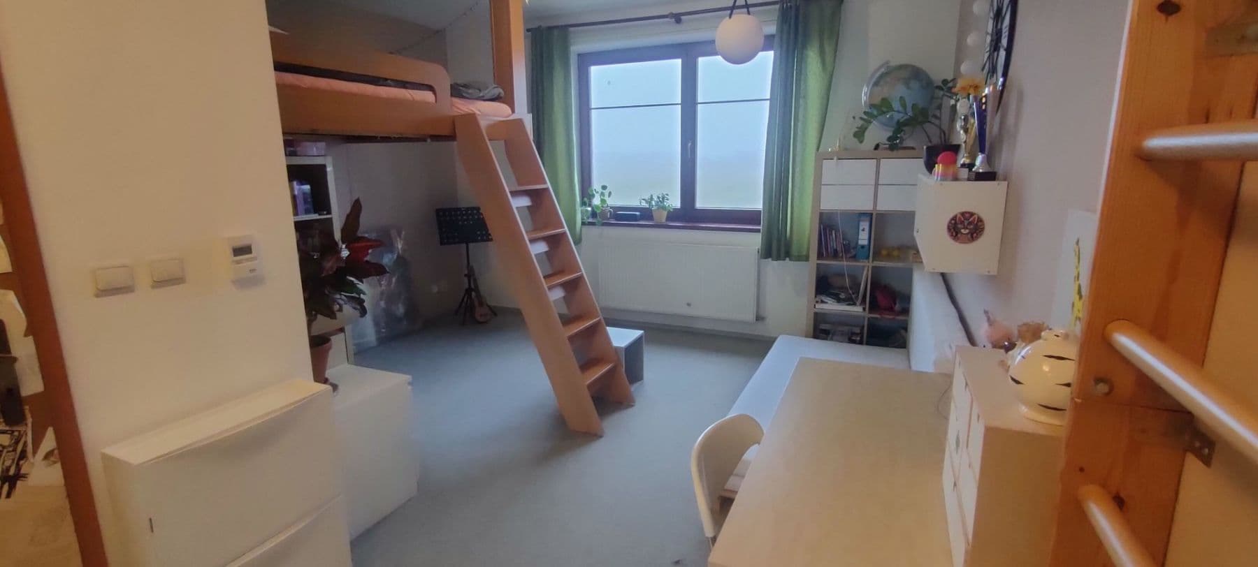 Prenájom bytu 3-izbový 63 m², Mezi Domy, Jesenice, Středočeský kraj Prenájom bytu 3-izbový 63 m², Mezi Domy, Jesenice, Středočeský kraj