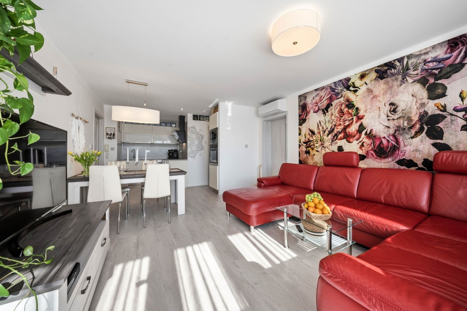 Predaj bytu 4-izbový 69 m², Kosmonautů, Pardubice, Pardubický kraj Predaj bytu 4-izbový 69 m², Kosmonautů, Pardubice, Pardubický kraj