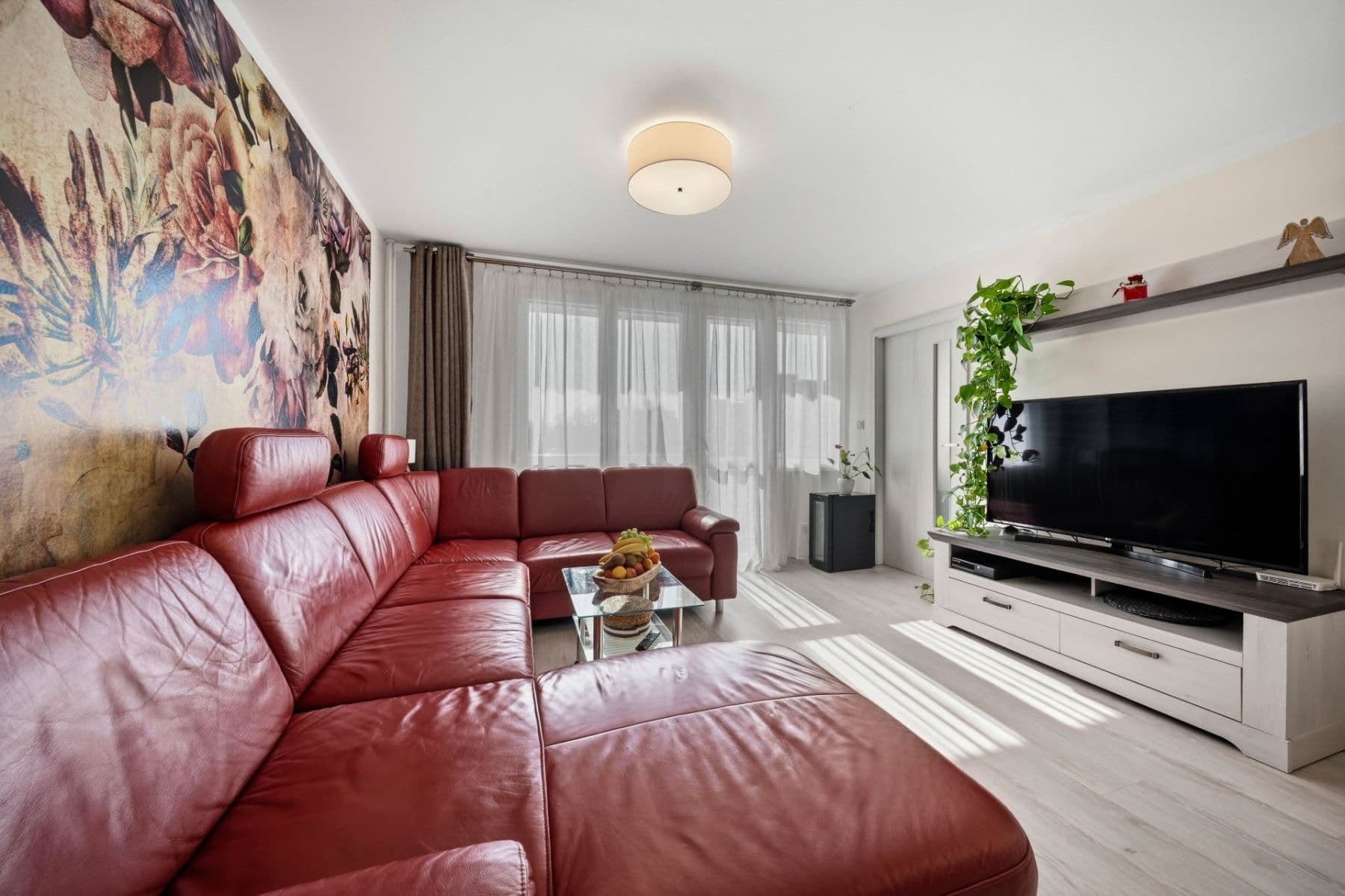 Predaj bytu 4-izbový 69 m², Kosmonautů, Pardubice, Pardubický kraj Predaj bytu 4-izbový 69 m², Kosmonautů, Pardubice, Pardubický kraj