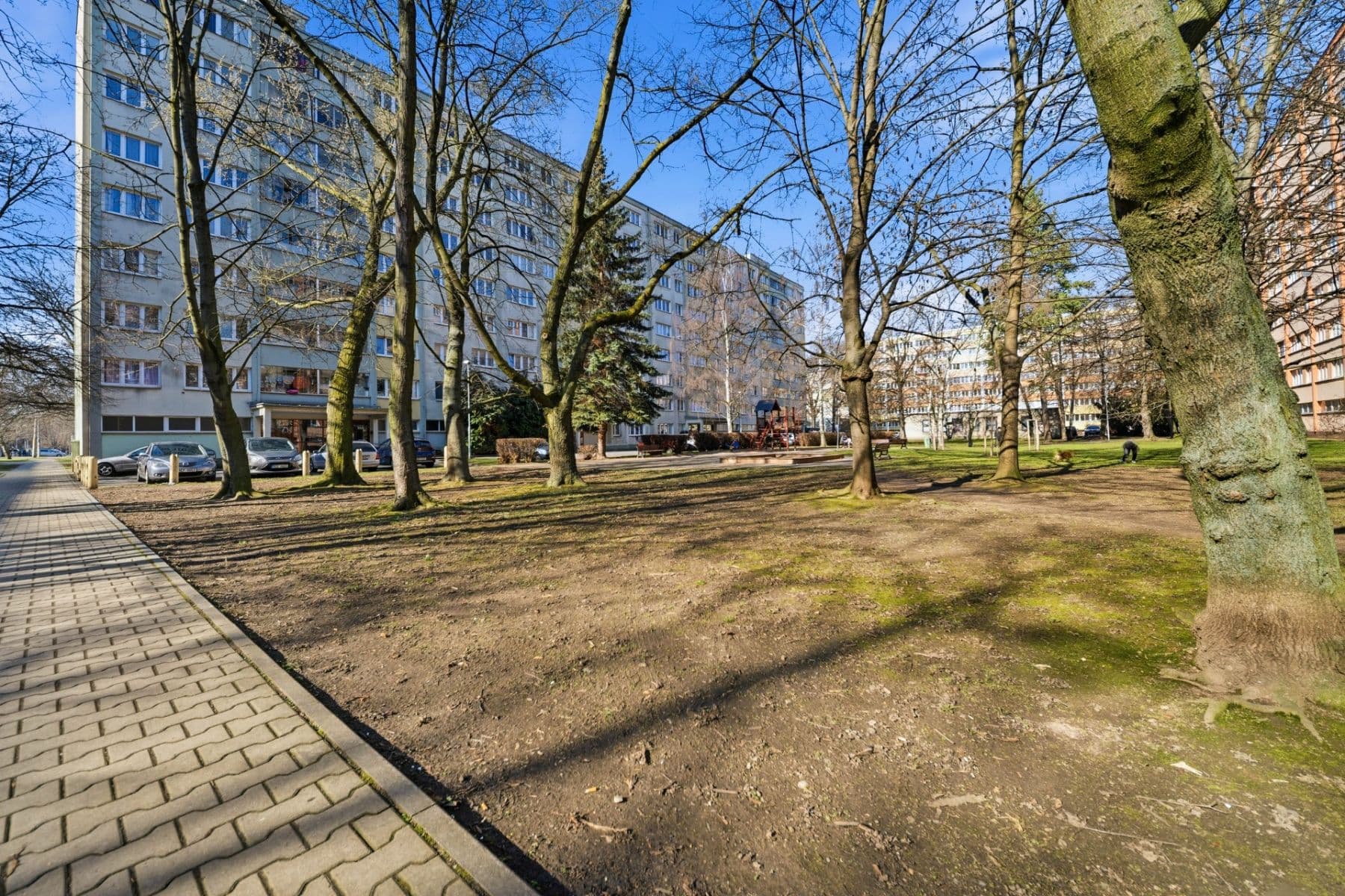 Predaj bytu 4-izbový 69 m², Kosmonautů, Pardubice, Pardubický kraj Predaj bytu 4-izbový 69 m², Kosmonautů, Pardubice, Pardubický kraj