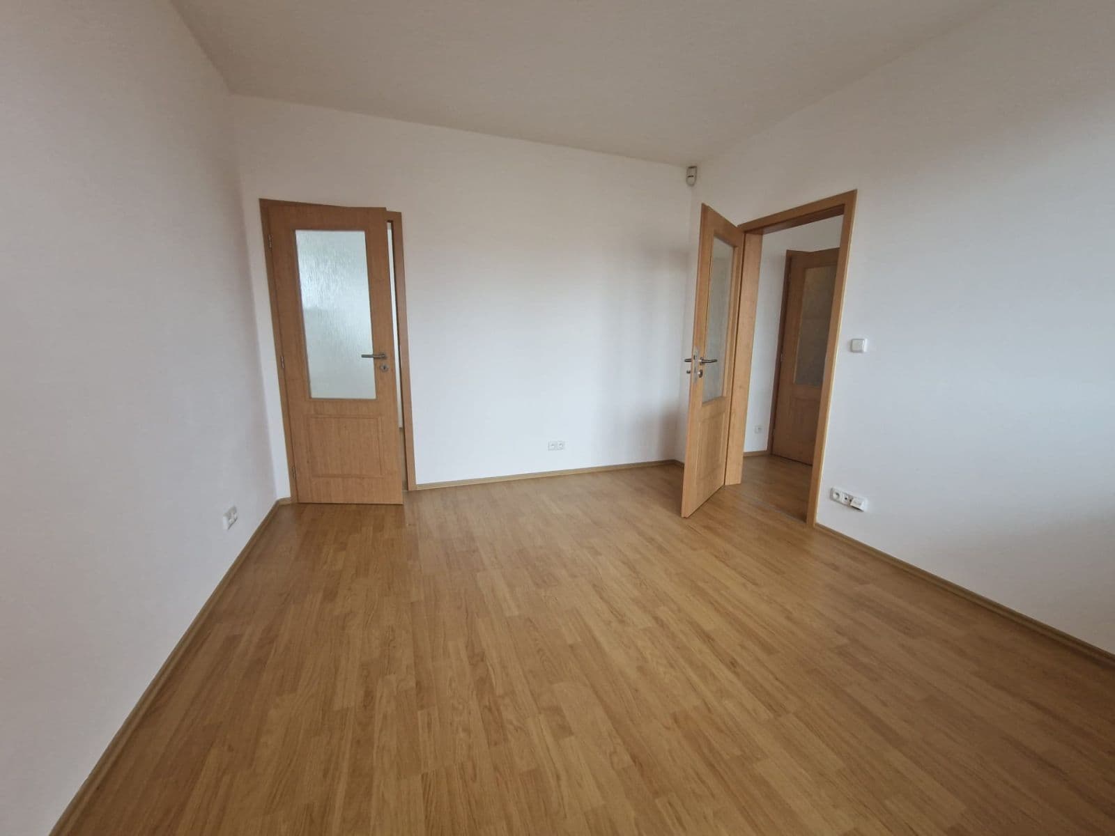 Prenájom bytu 2-izbový 53 m², Michelangelova, Praha, Praha Prenájom bytu 2-izbový 53 m², Michelangelova, Praha, Praha