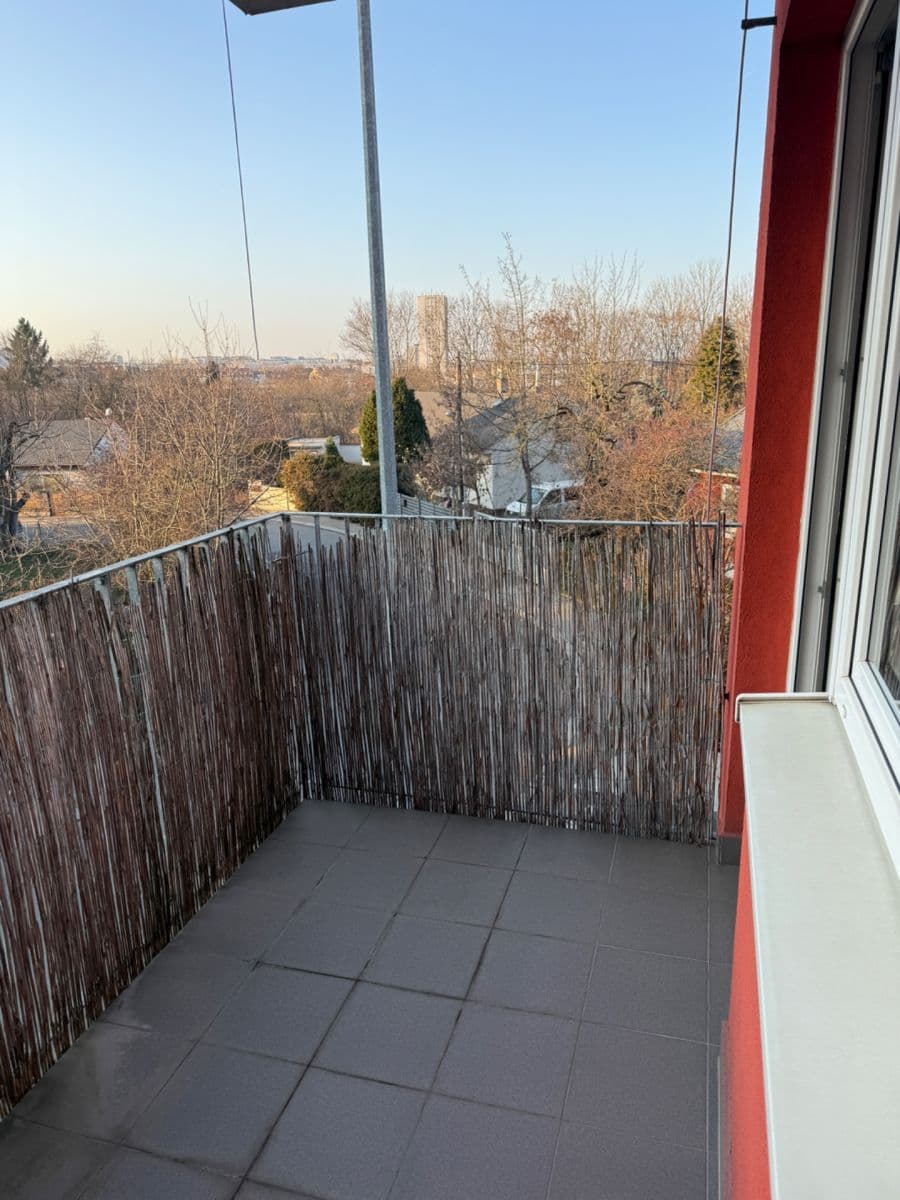 Prenájom bytu 2-izbový 53 m², Michelangelova, Praha, Praha Prenájom bytu 2-izbový 53 m², Michelangelova, Praha, Praha