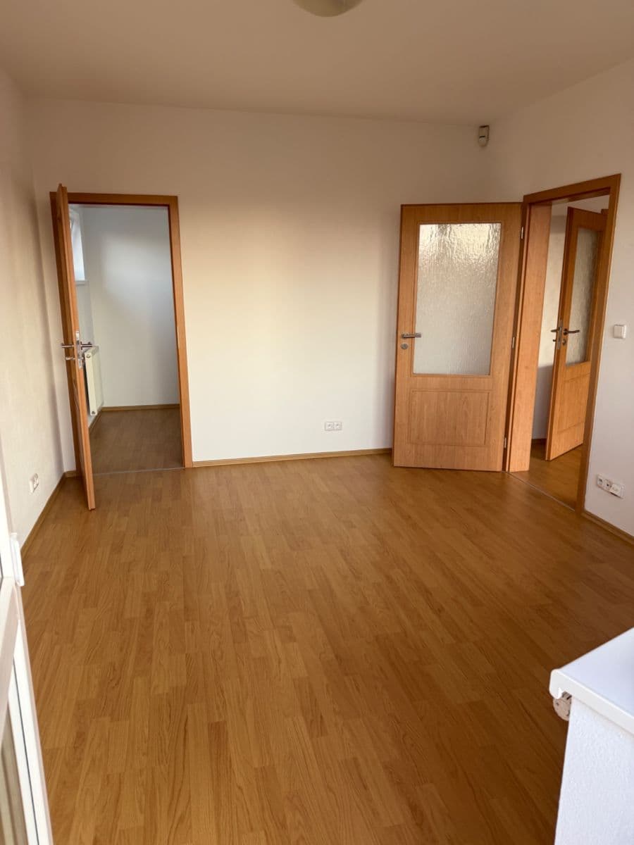 Prenájom bytu 2-izbový 53 m², Michelangelova, Praha, Praha Prenájom bytu 2-izbový 53 m², Michelangelova, Praha, Praha