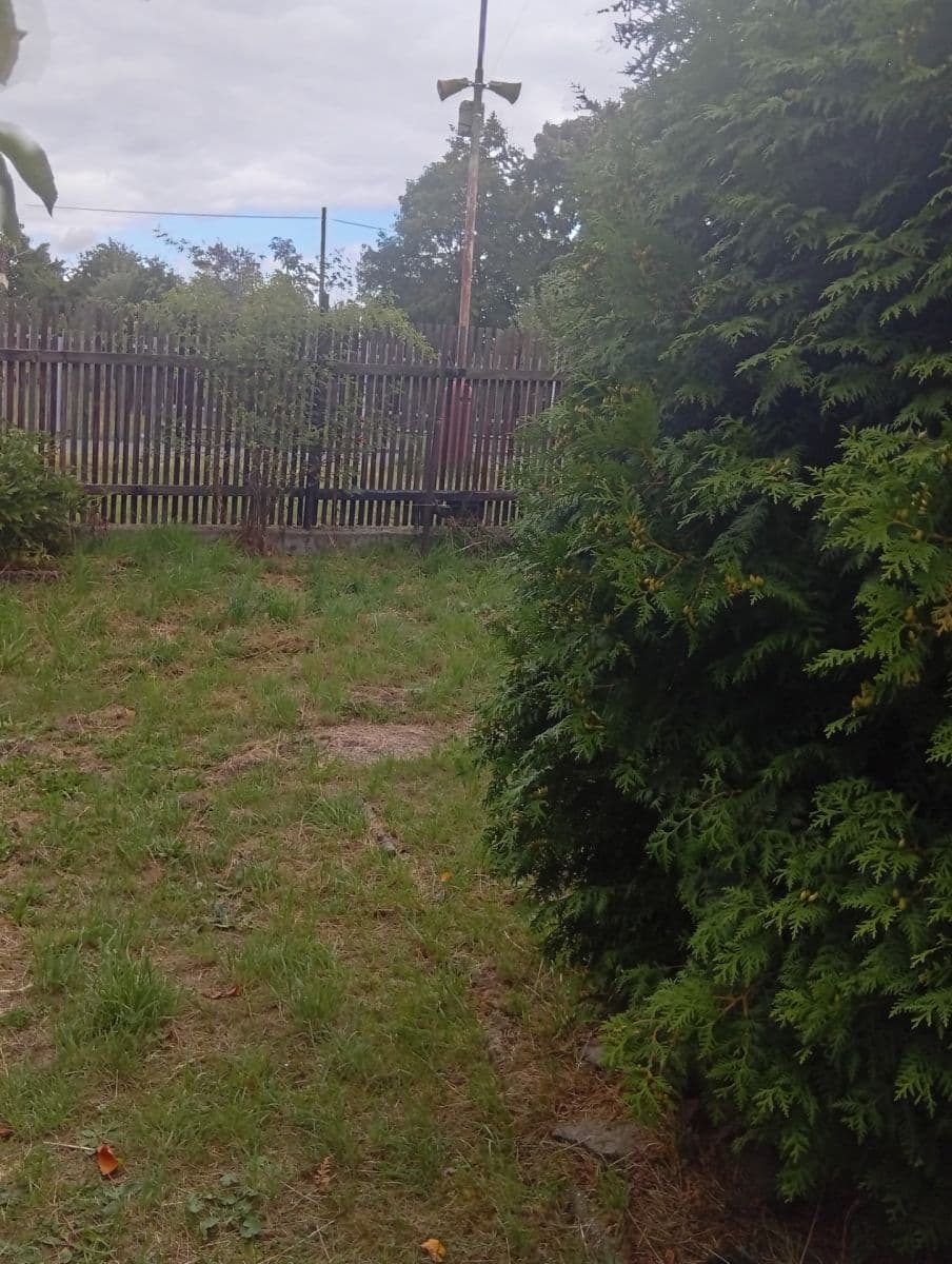 Predaj pozemku 1.400 m², Na Odboji, Březnice, Středočeský kraj Predaj pozemku 1.400 m², Na Odboji, Březnice, Středočeský kraj