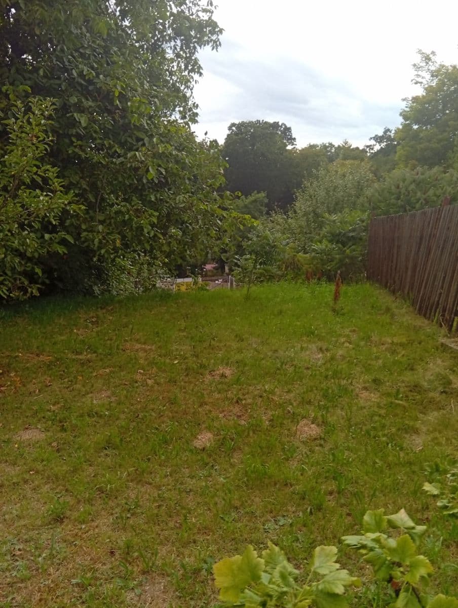 Predaj pozemku 1.400 m², Na Odboji, Březnice, Středočeský kraj Predaj pozemku 1.400 m², Na Odboji, Březnice, Středočeský kraj