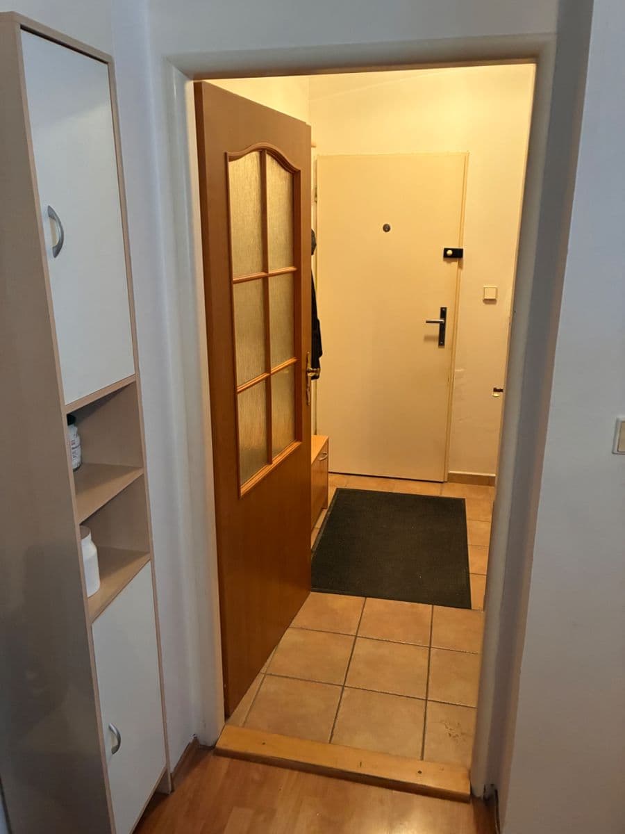 Predaj bytu 2-izbový 43 m², Hořelické náměstí, Rudná, Středočeský kraj Predaj bytu 2-izbový 43 m², Hořelické náměstí, Rudná, Středočeský kraj