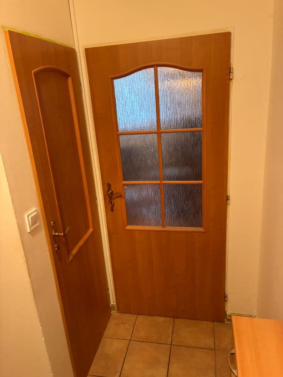 Predaj bytu 2-izbový 43 m², Hořelické náměstí, Rudná, Středočeský kraj Predaj bytu 2-izbový 43 m², Hořelické náměstí, Rudná, Středočeský kraj