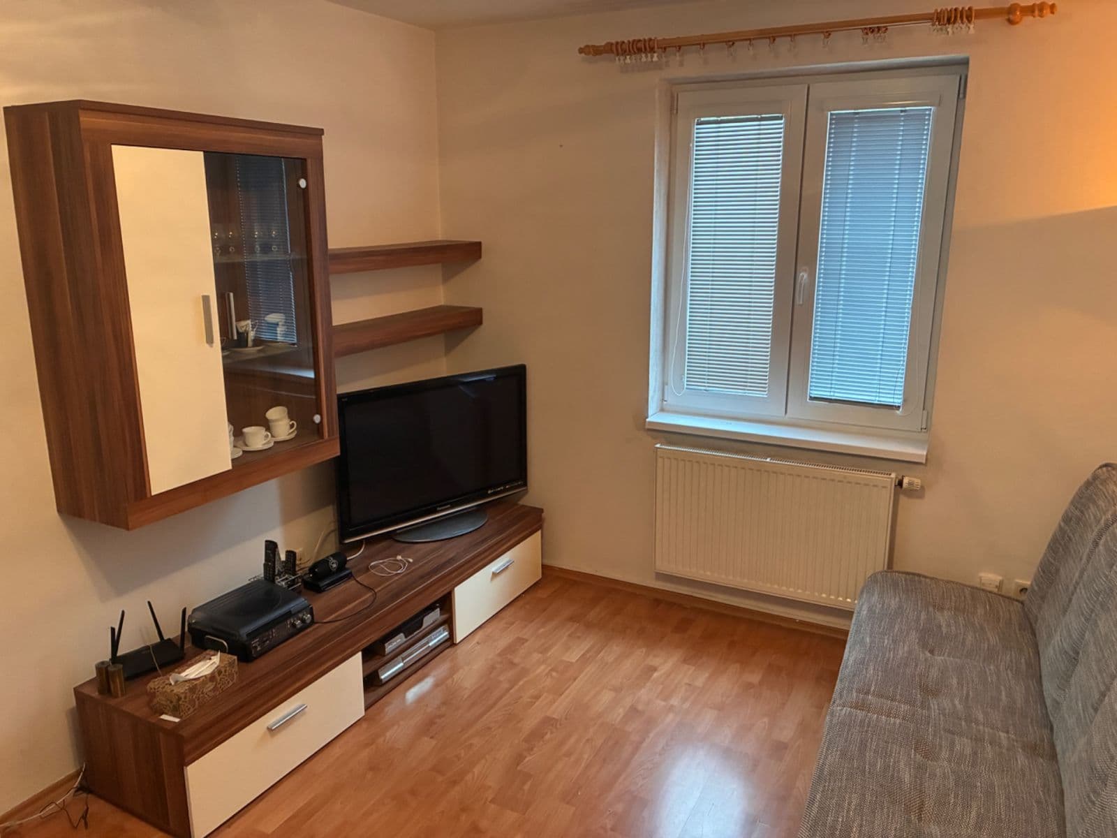 Predaj bytu 2-izbový 43 m², Hořelické náměstí, Rudná, Středočeský kraj Predaj bytu 2-izbový 43 m², Hořelické náměstí, Rudná, Středočeský kraj