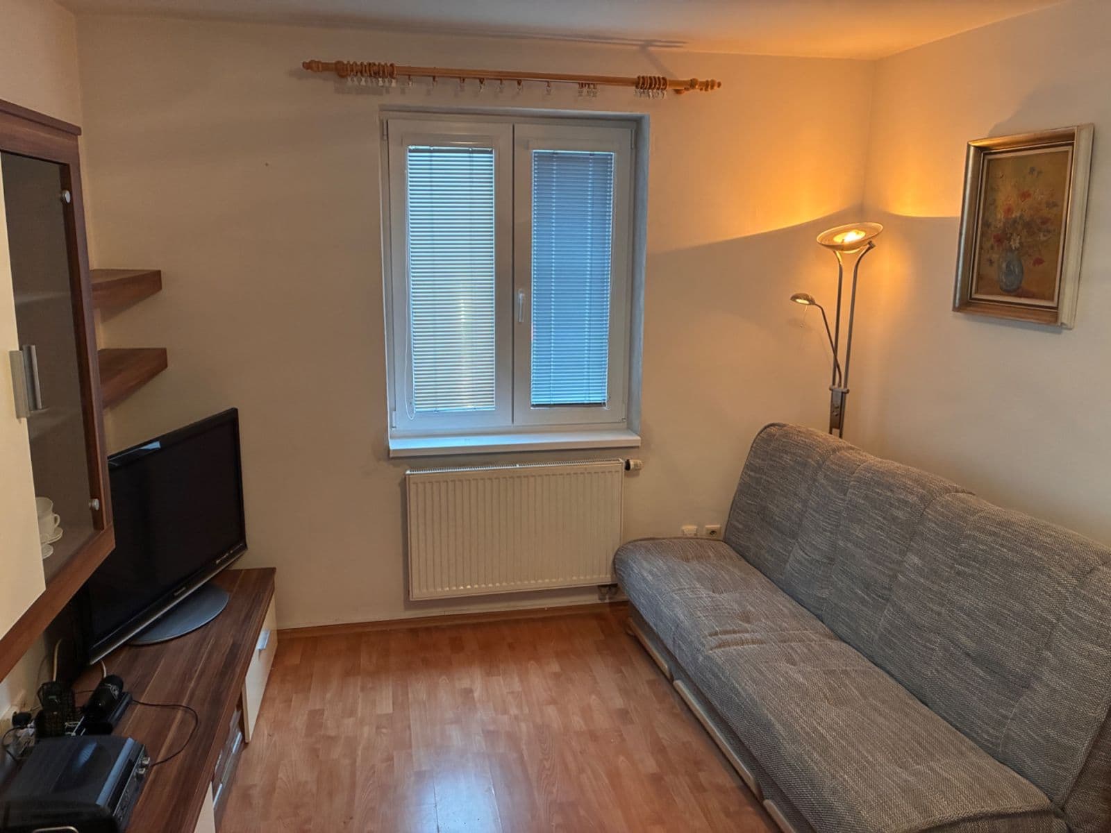 Predaj bytu 2-izbový 43 m², Hořelické náměstí, Rudná, Středočeský kraj Predaj bytu 2-izbový 43 m², Hořelické náměstí, Rudná, Středočeský kraj