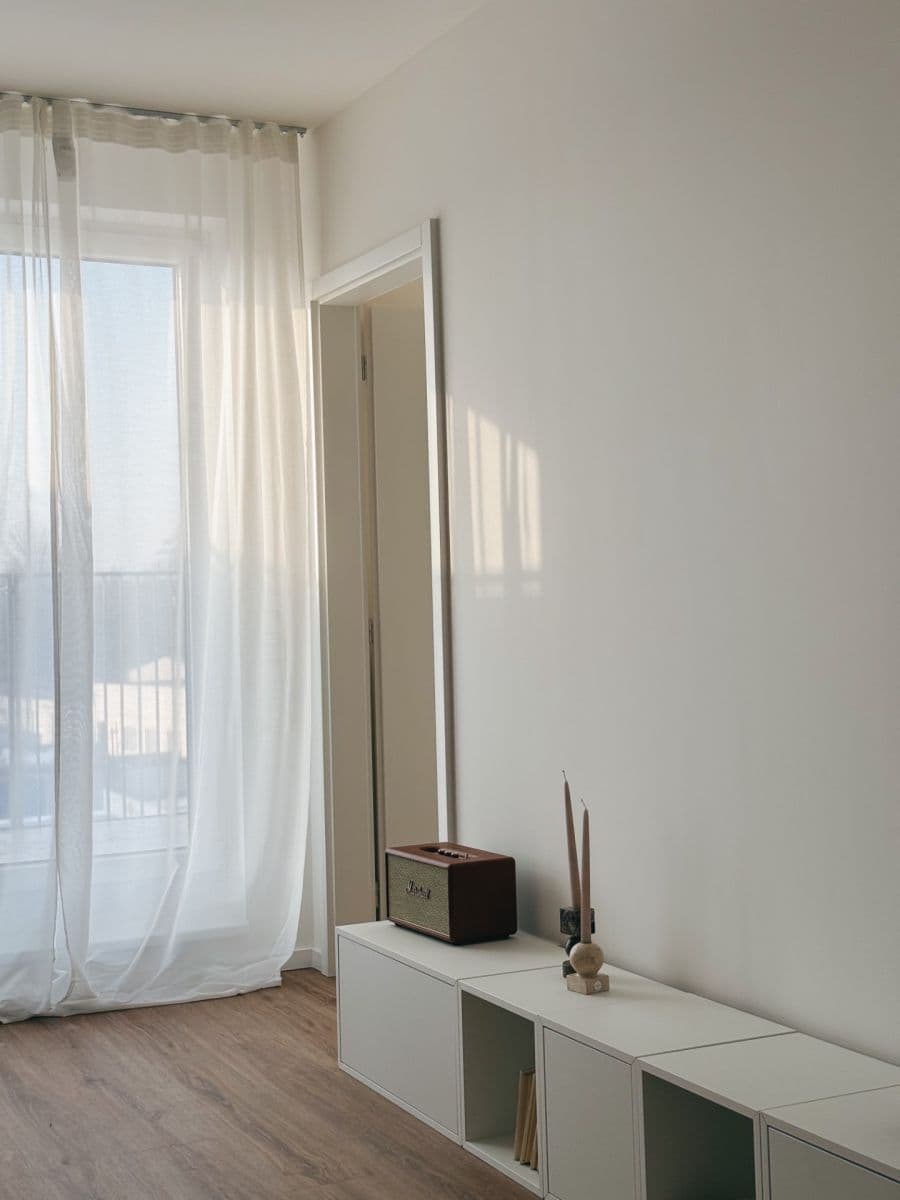 Prenájom bytu 2-izbový 38 m², Ke křížku, Kladno, Středočeský kraj Prenájom bytu 2-izbový 38 m², Ke křížku, Kladno, Středočeský kraj