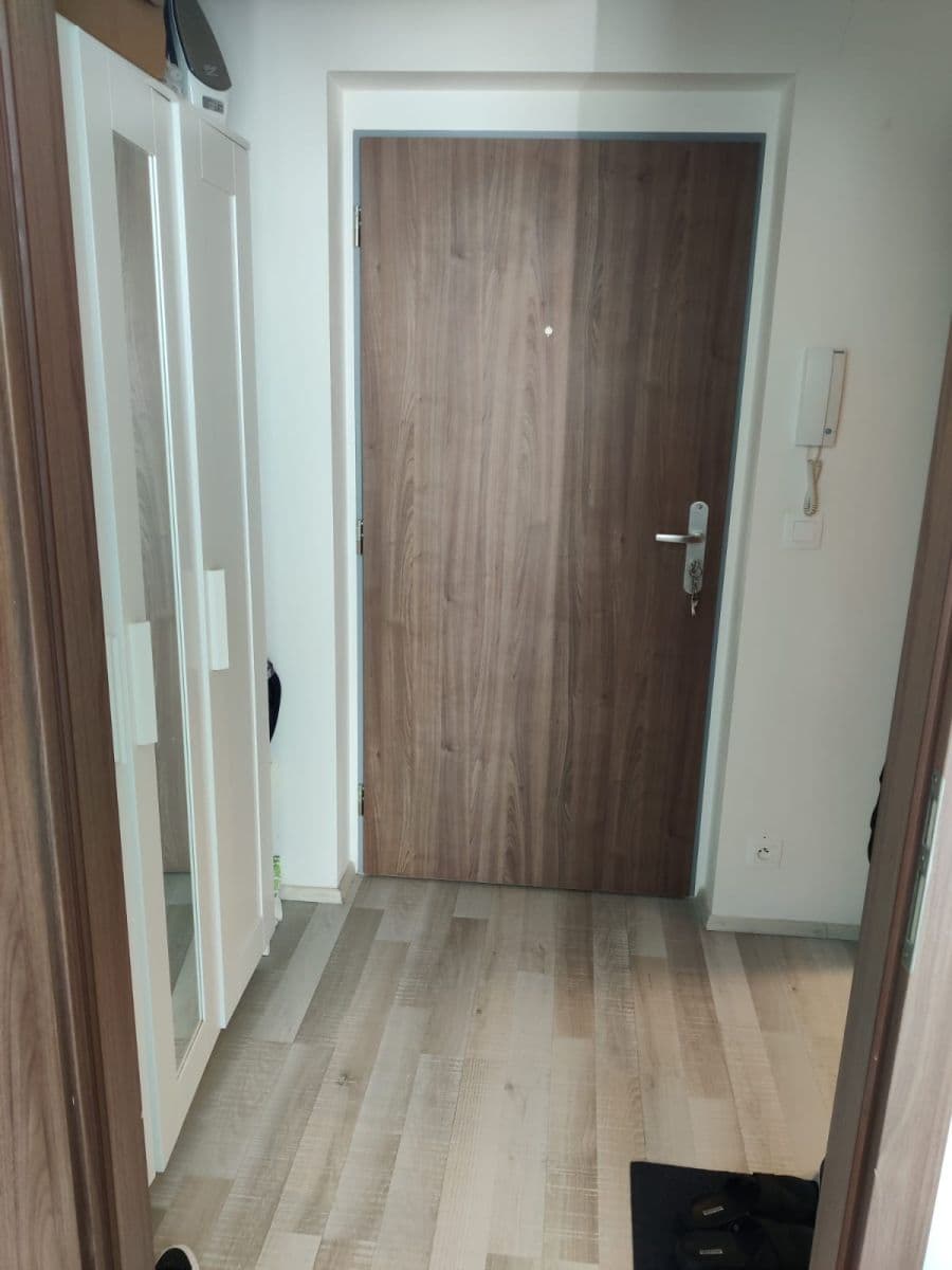 Prenájom bytu 1-izbový 34 m², Václava Trojana, Praha, Praha Prenájom bytu 1-izbový 34 m², Václava Trojana, Praha, Praha