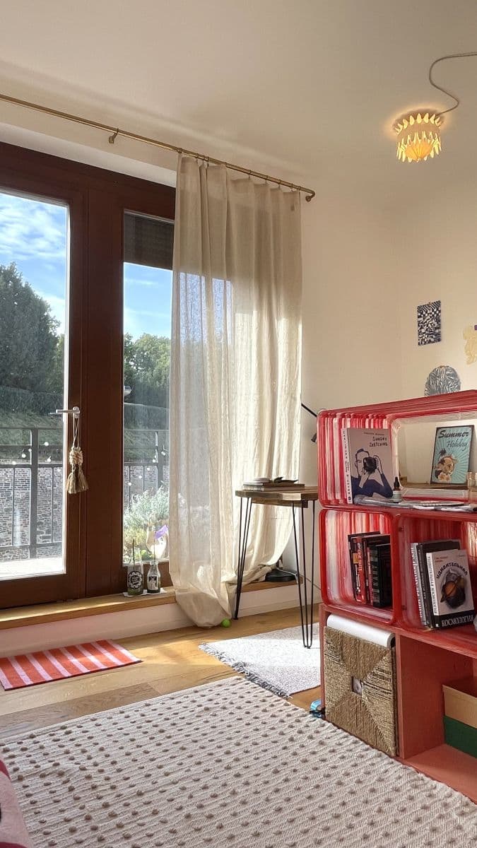 Prenájom bytu 38 m², Lumírova, Praha, Praha Prenájom bytu 38 m², Lumírova, Praha, Praha
