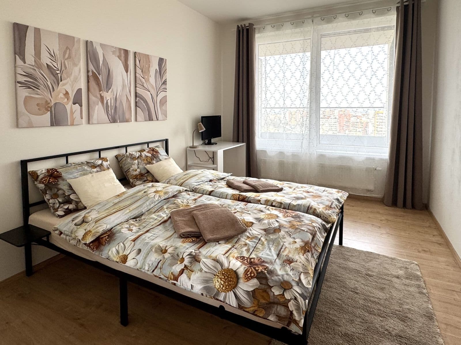 Prenájom bytu 55 m², náměstí Olgy Scheinpflugové, Praha, Praha Prenájom bytu 55 m², náměstí Olgy Scheinpflugové, Praha, Praha