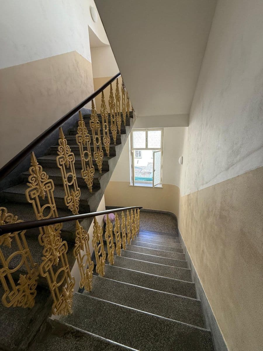 Prenájom bytu 300 m², Lublaňská, Praha, Praha Prenájom bytu 300 m², Lublaňská, Praha, Praha