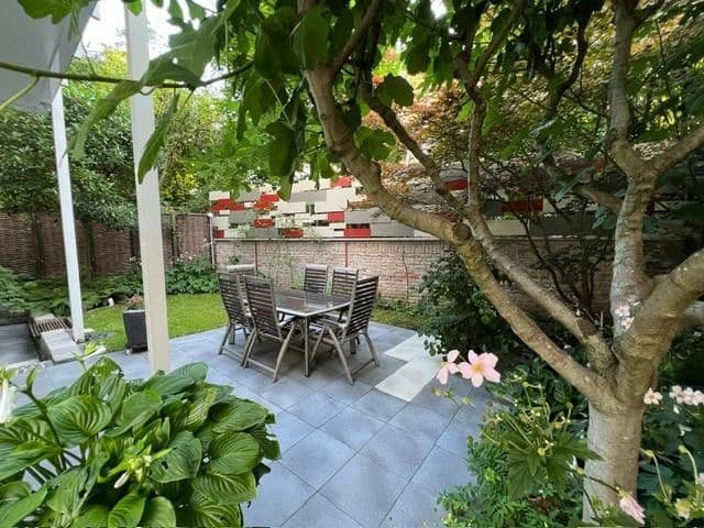 Predaj bytu 4-izbový 114 m², Frankfurt, Hesensko Predaj bytu 4-izbový 114 m², Frankfurt, Hesensko