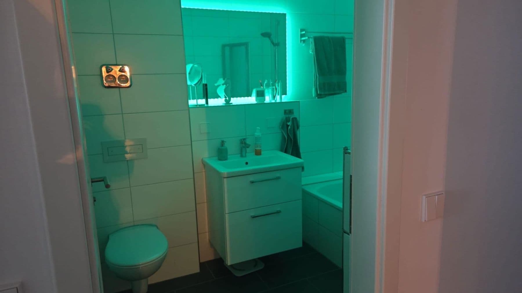 Predaj bytu 3-izbový 100 m², Karlsruhe, Bádensko-Wurttembersko Predaj bytu 3-izbový 100 m², Karlsruhe, Bádensko-Wurttembersko